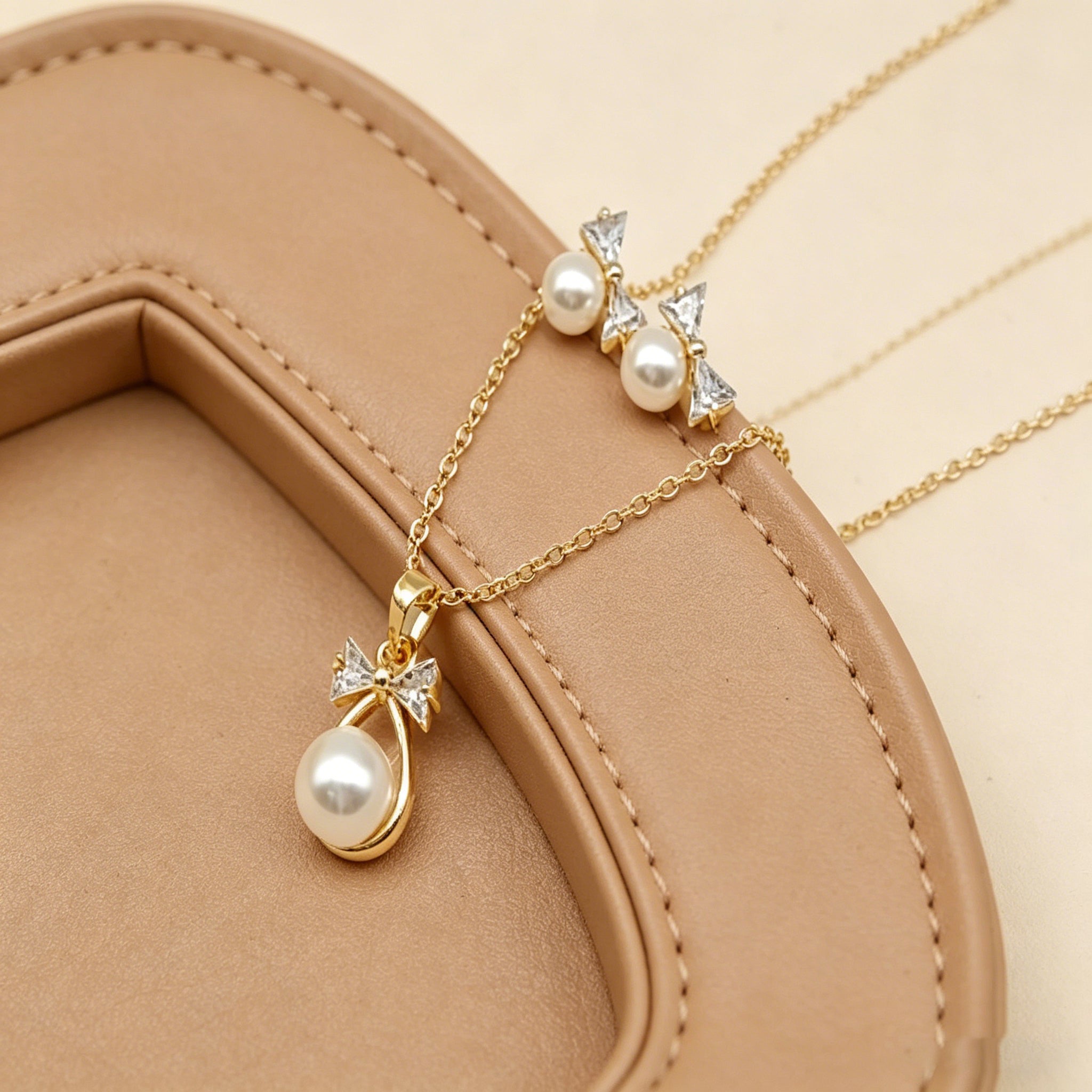 18K Gold Plated Zircon Bowknot & Elegant Pearl Pendant Necklace with Stud Earrings Jewelry Set