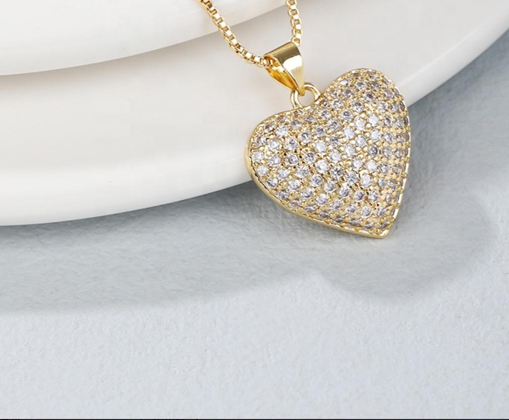 18K Gold Plated Heart Pendant Necklace with Cubic Zirconia Link Chain for Women