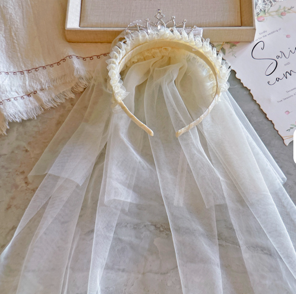 Elegant Organza Bow & Mini Veil Hair Accessories - Bridal & Party Headwear Collection