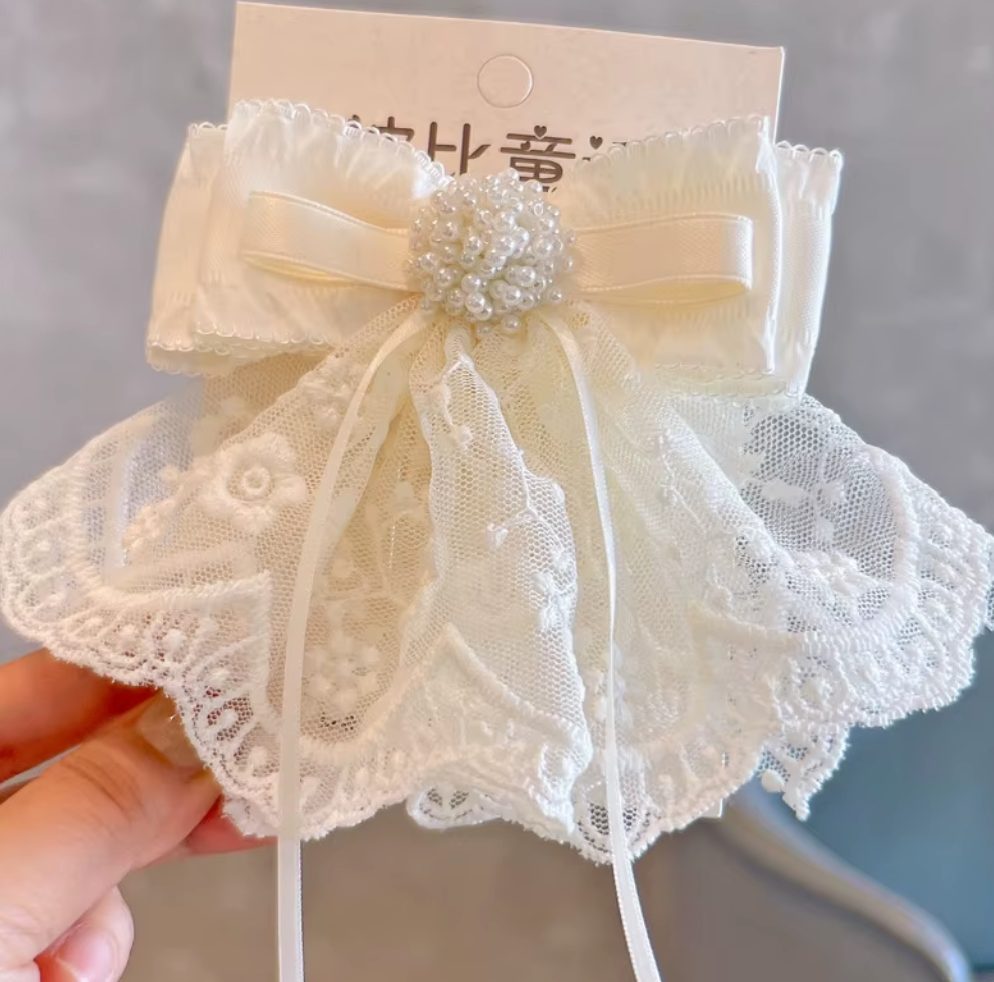 Elegant Lace Ruffle Bow Hair Clip - Vintage Tiered Ribbon & Pearl Duckbill Hairpin