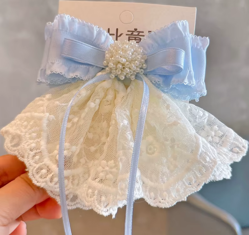 Elegant Lace Ruffle Bow Hair Clip - Vintage Tiered Ribbon & Pearl Duckbill Hairpin