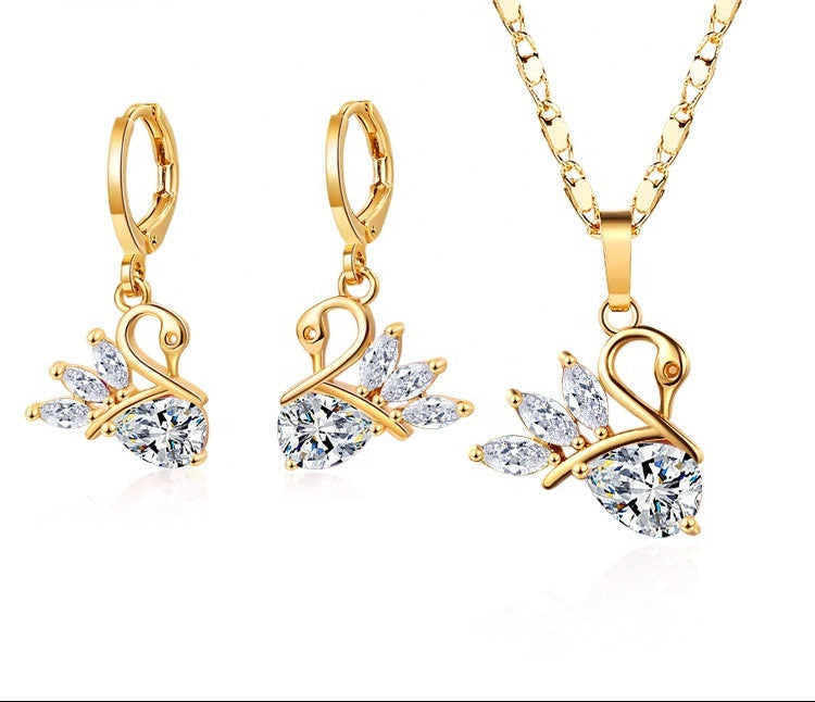 18K Gold Plated Elegant Beautiful Swan Zirconia Pendant Necklace & Earrings Jewelry Set