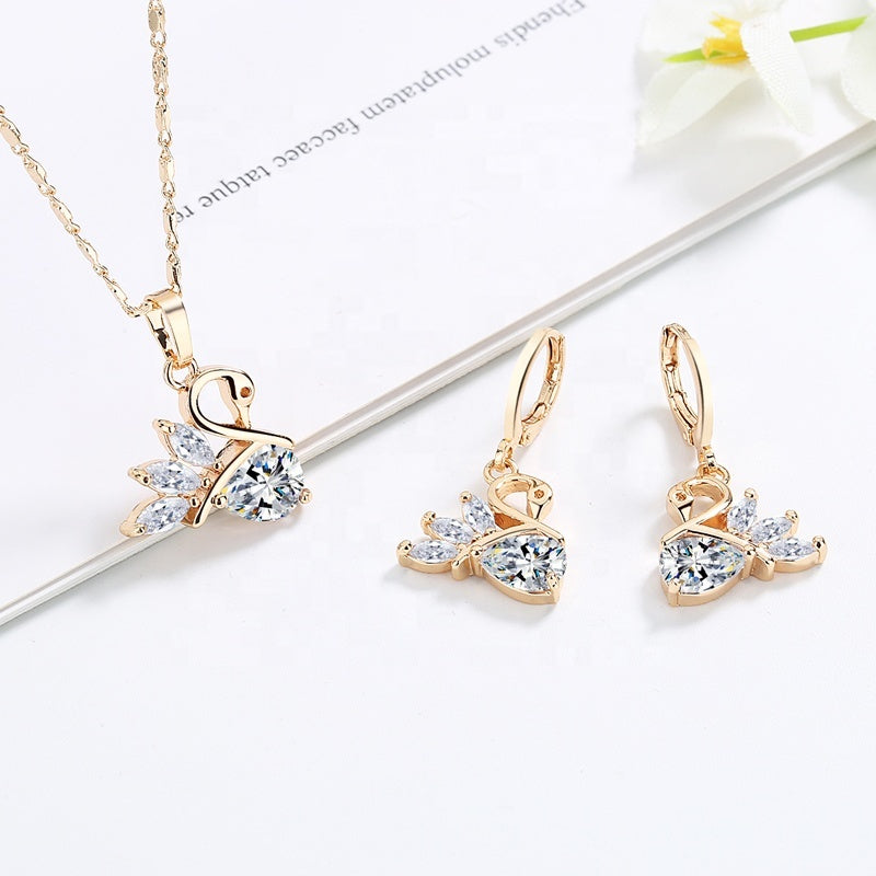 18K Gold Plated Elegant Beautiful Swan Zirconia Pendant Necklace & Earrings Jewelry Set
